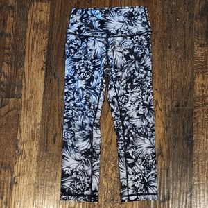 Lululemon Wonder Under cropped leggings 6